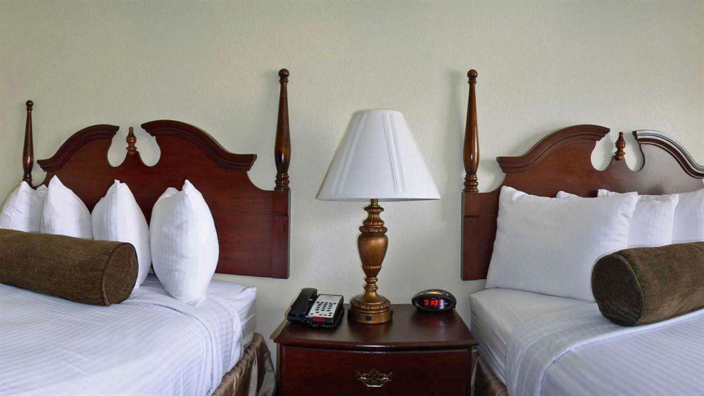 Baymont By Wyndham Columbia Fort Jackson Dış mekan fotoğraf